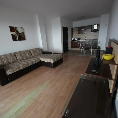 Menada Rocamar * Carewo