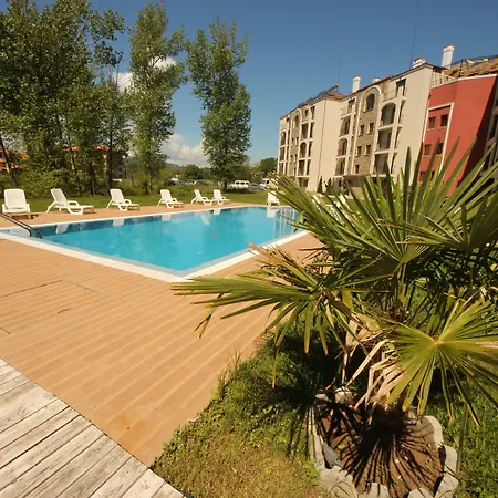 Menada Rocamar * Carewo