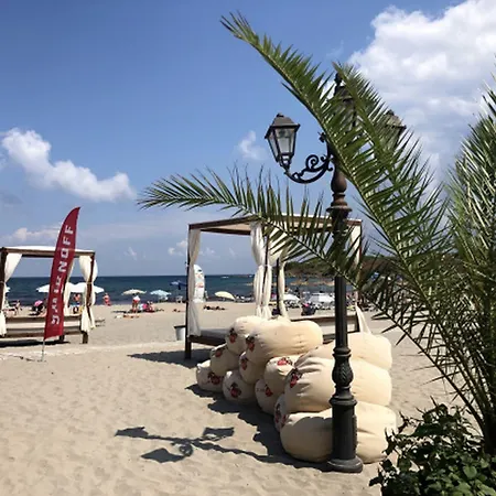 Apartament Menada Rocamar Carewo