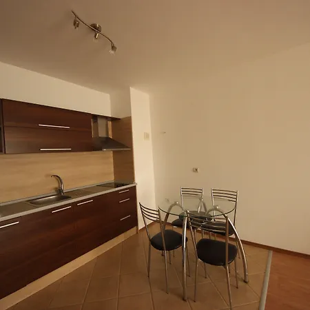 Menada Rocamar * Carevo