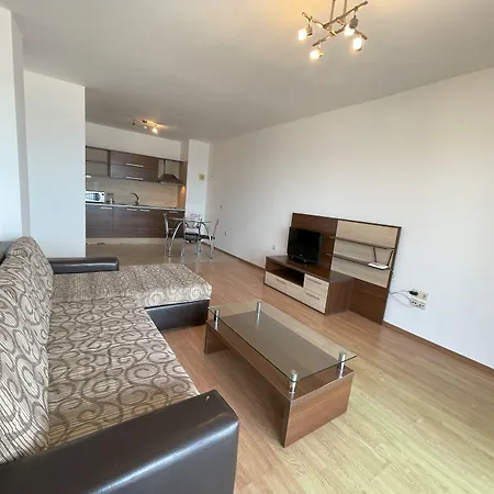 Menada Rocamar Lägenhet Tsarevo