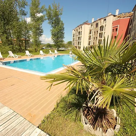 Menada Rocamar Carevo