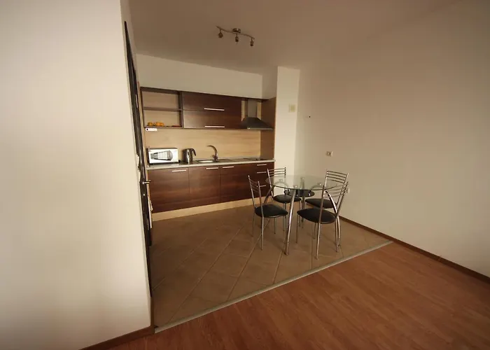 Menada Rocamar Tsarévo