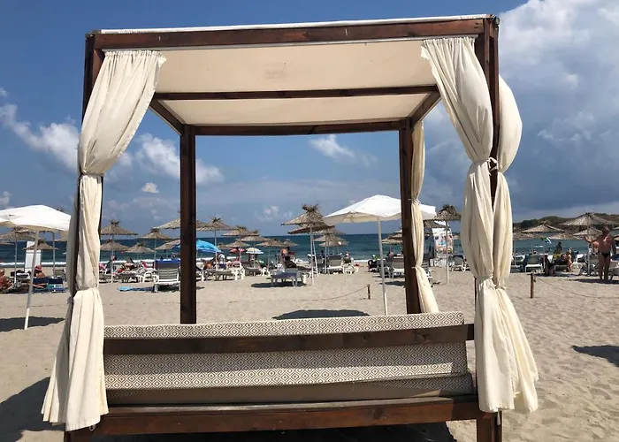 Menada Rocamar 公寓 *