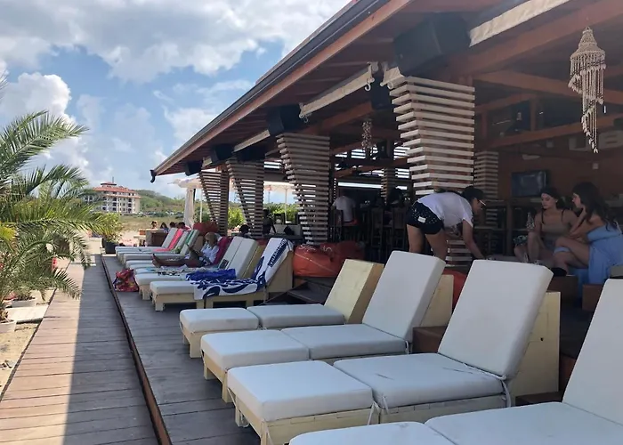 Menada Rocamar 公寓 *